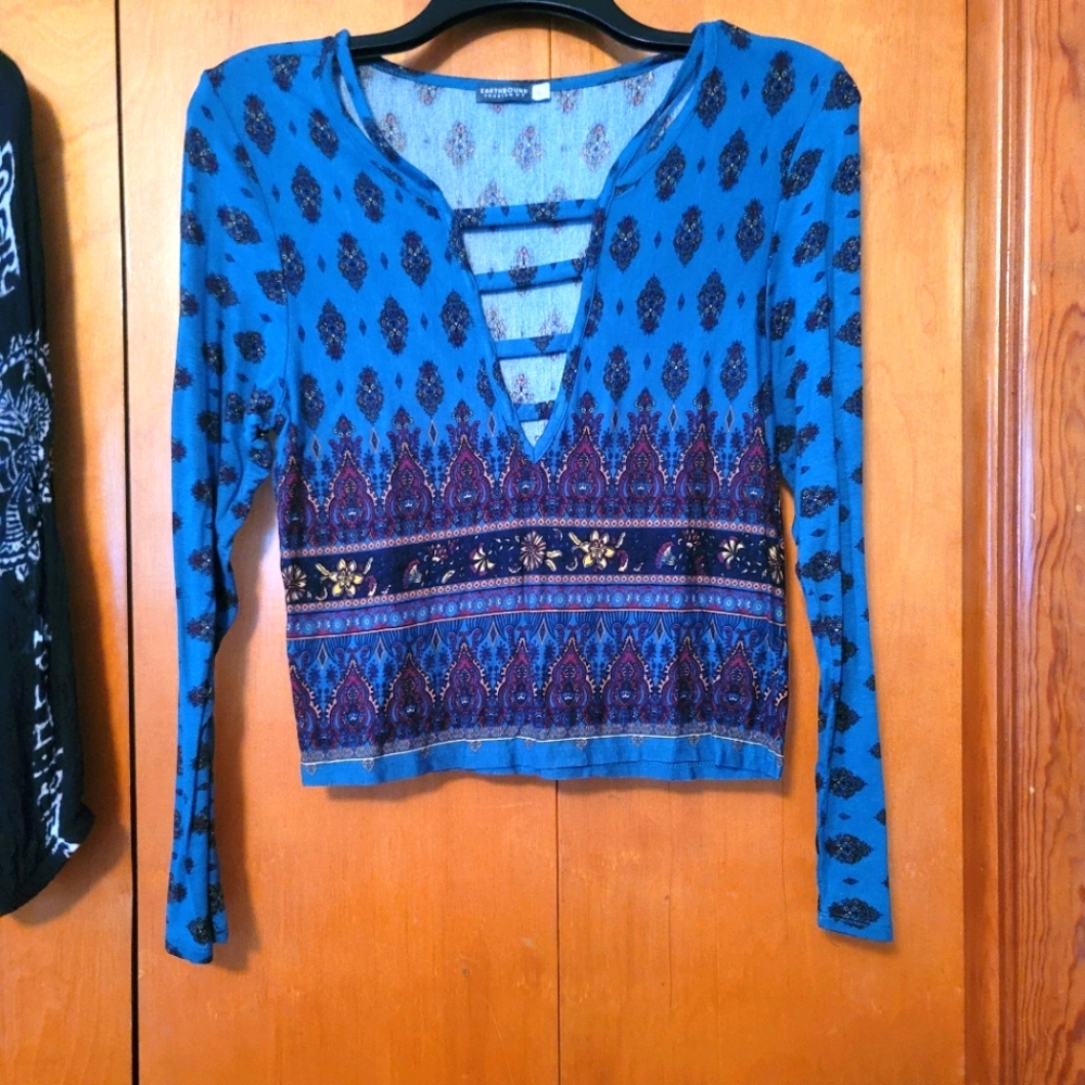 Earthbound bohemian crop top
